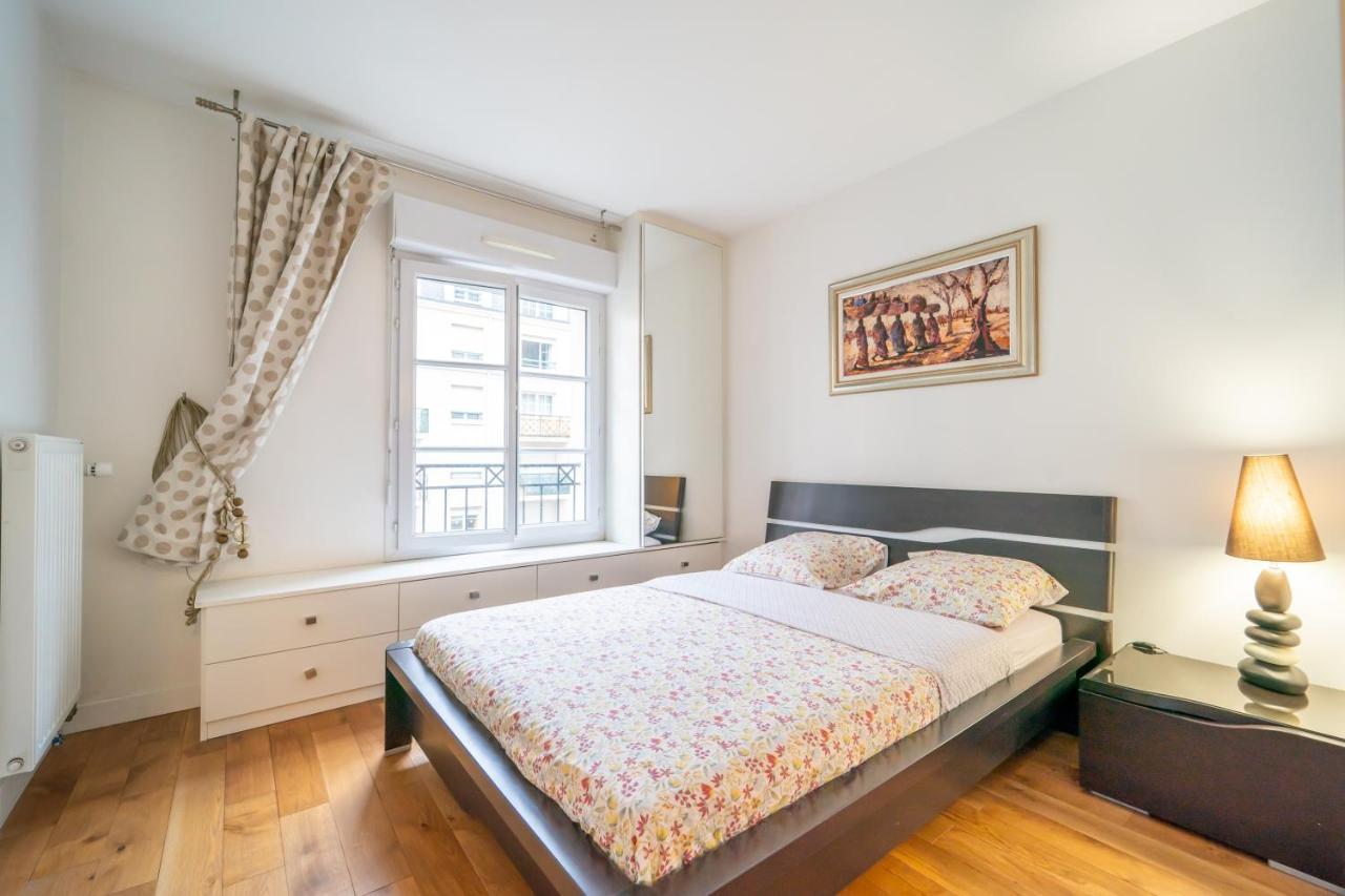 Havre De Paix - Appt Avec Terrasse Leilighet Courbevoie Eksteriør bilde